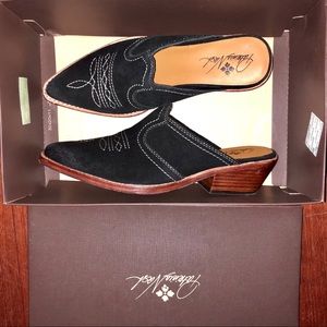 NIB Patricia Nash Batista Cowboy Cowgirl Mules Slides Booties Ankle Boots